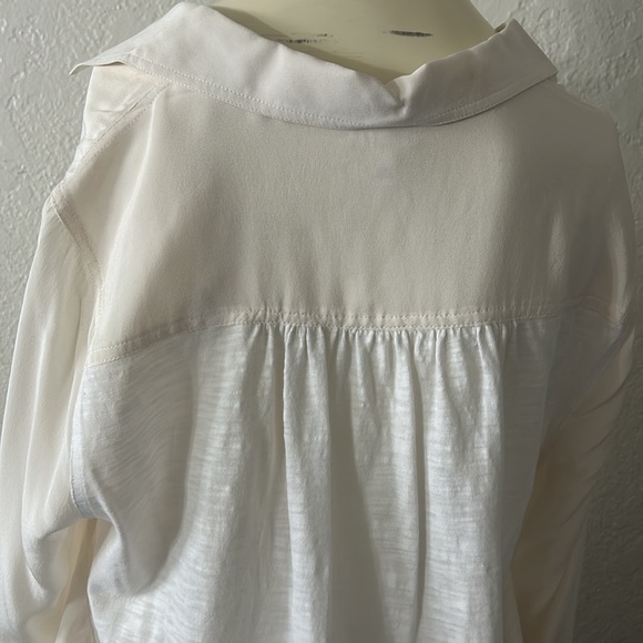 V neck blouse by SOFT JOIE - Picture 6 of 8